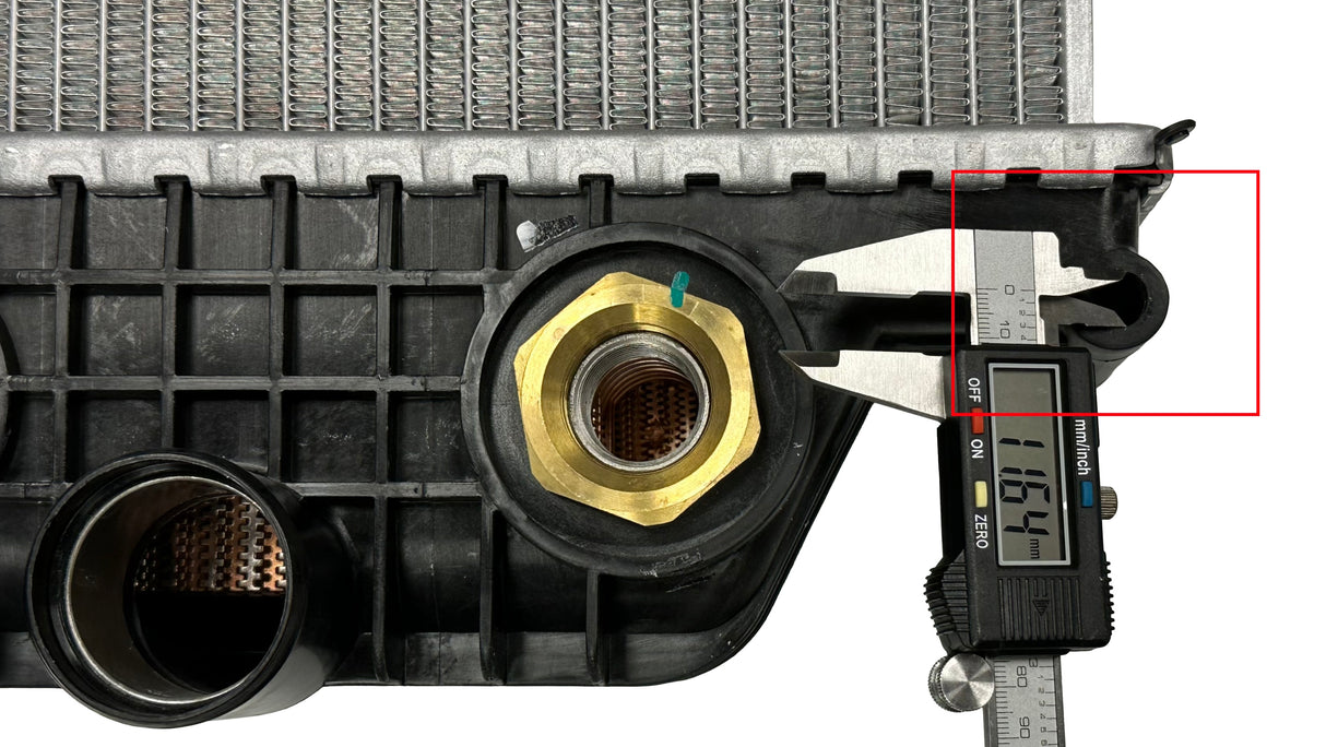 Freightliner / Sterling Flt C2 School Bus Radiator 2010-2012 1040293AS