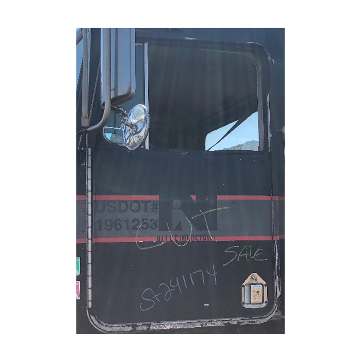 Kenworth T400 Door Driver Side & Passenger Side Used