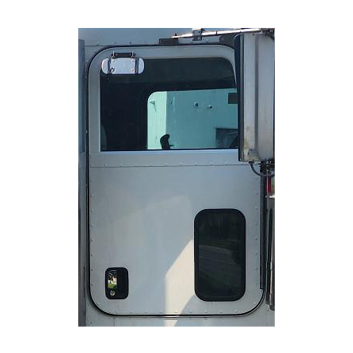 Peterbilt 379 Door Passenger Side Used