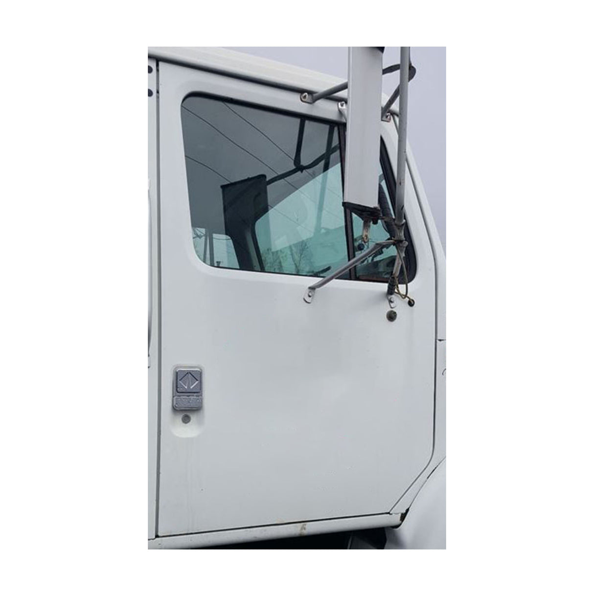 International 8100 Door Passenger Side Used