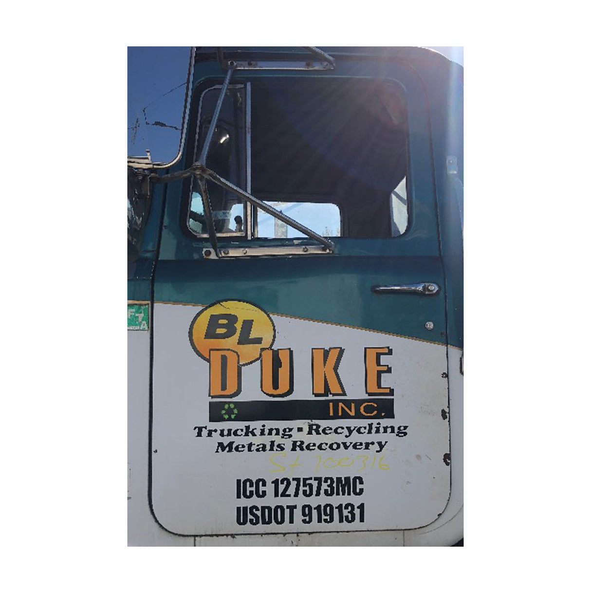 Mack R686S Door Driver Side Used