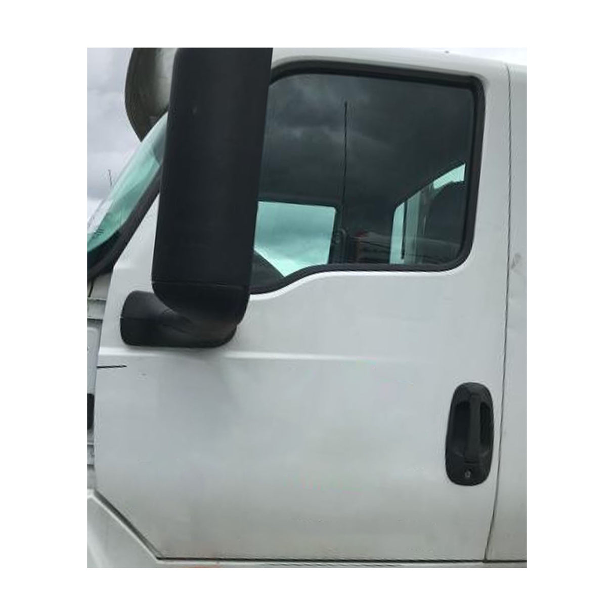 International HX615 Door Driver Side Used