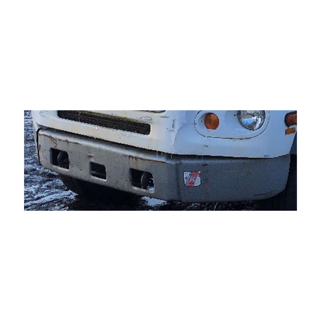 Freightliner FL112 Bumper Used
