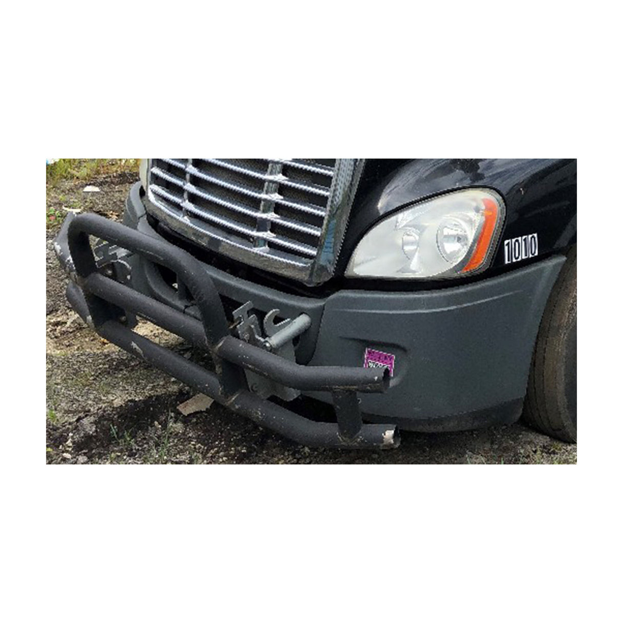 Freightliner Cascadia 125 Bumper Used