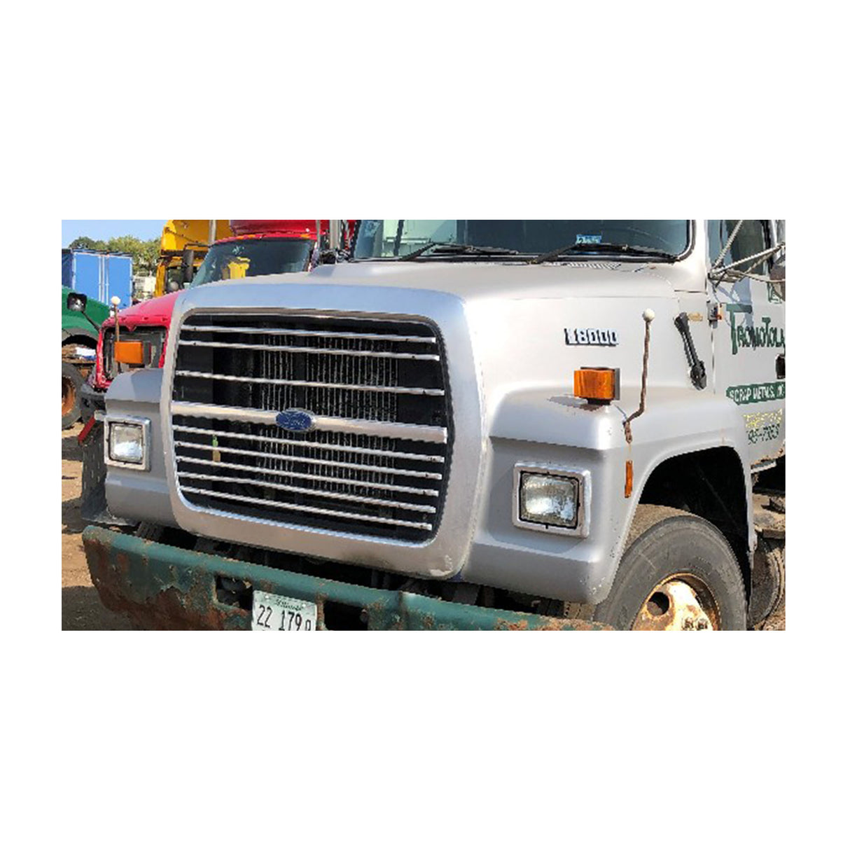 Ford LNT8000 Hood Good Used