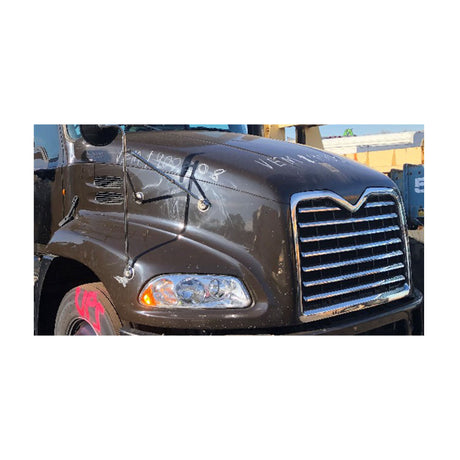 Mack CXU612, Pinnacle Hood Good Used