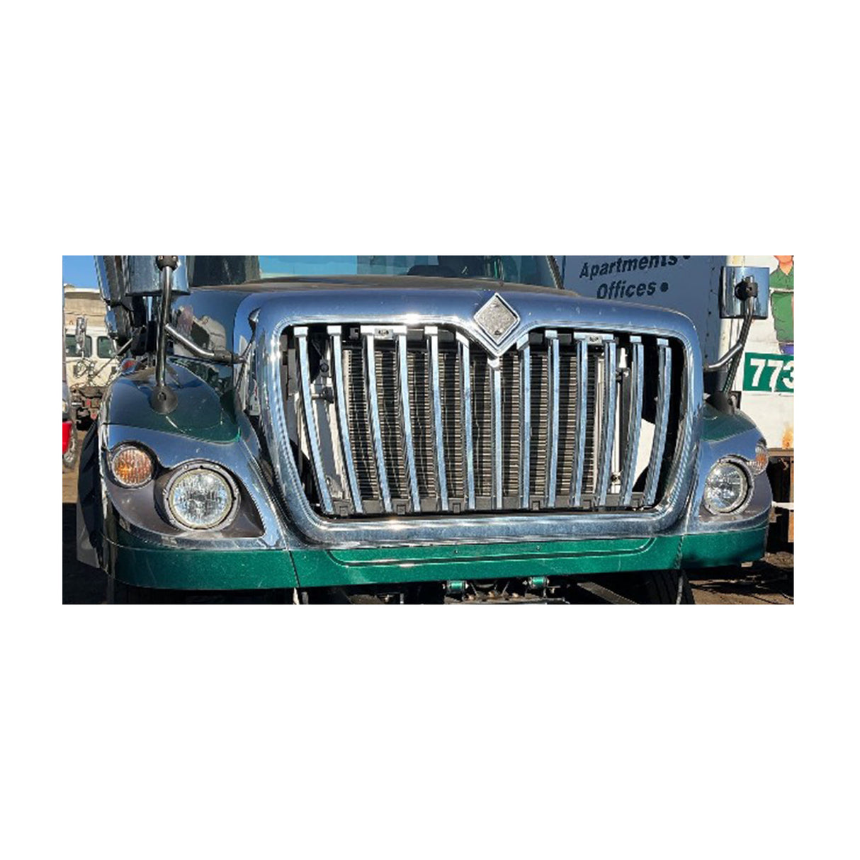 International HV613 Hood Used