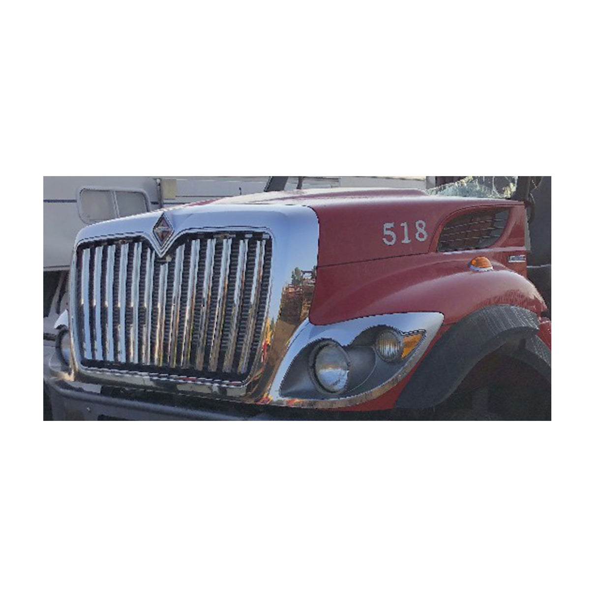 International Workstar, 7400 Hood Used