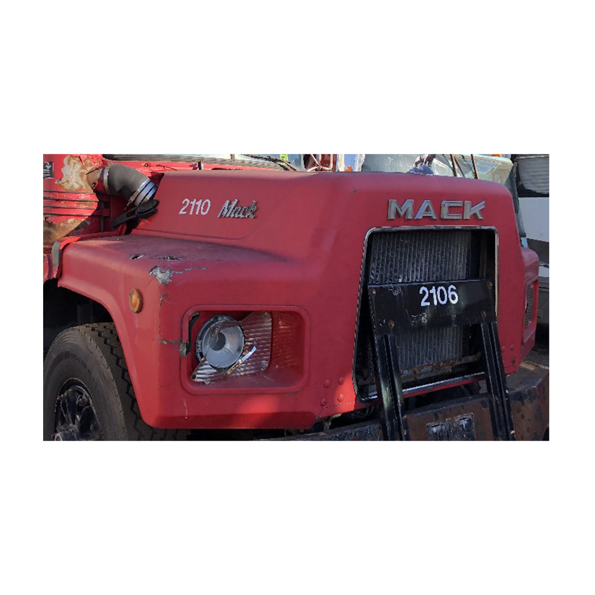 Mack R Model Hood Used