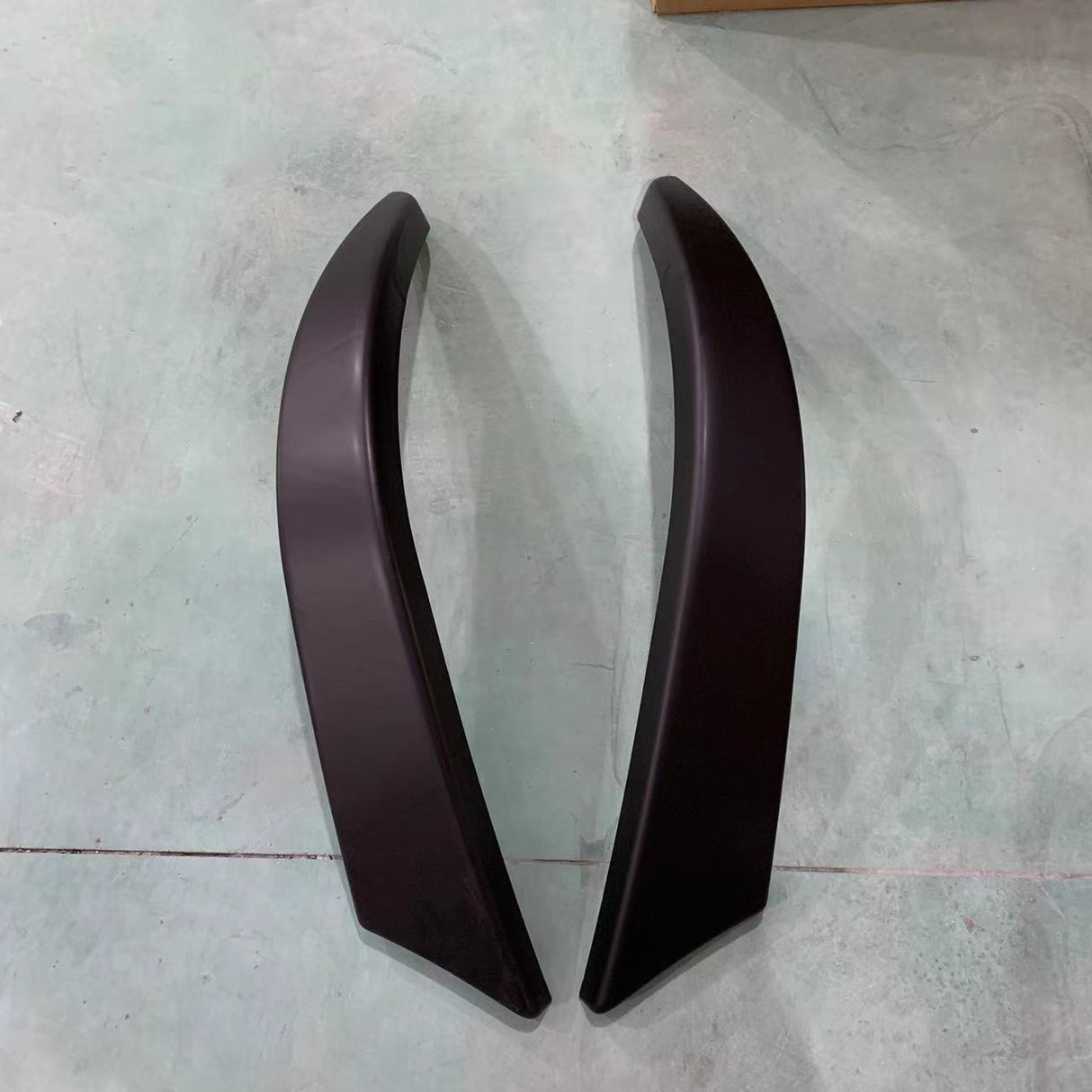 Freightliner Cascadia Chrome Bumper Stripe Passenger Side 2008 - 2017