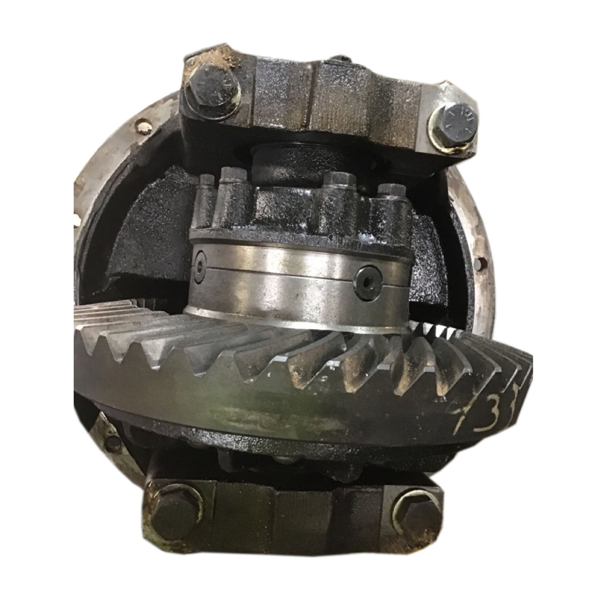 International 4700 Dana, International N-175 Rear Differential Ratio 4.1 Used
