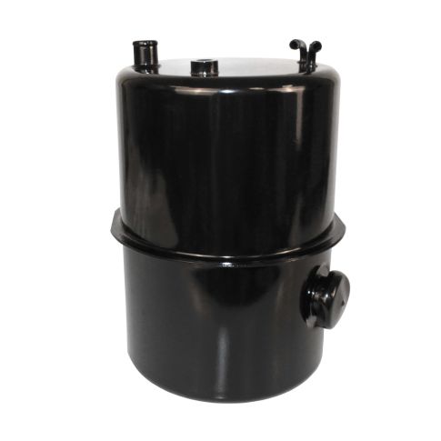Surge Tank – Black Metal, 4 Mount Holes, Front Position (International 2000–2003) International 5000, 5070, 5600i, 5900i, 9100i SBA, 9200i SBA, 9400, 9400i SBA, 9900, 9900i, 9900i SFA, 9900ix, 9900ix SFA 2000–2003
