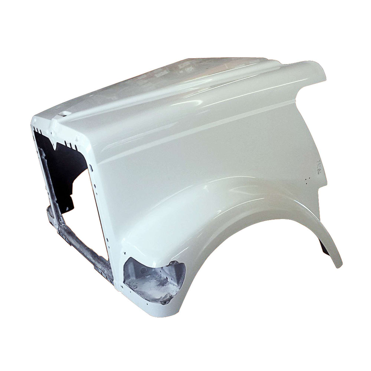 International 5900I, 9900I Hood External Air Cleaner