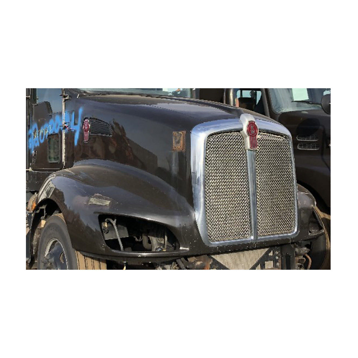 Kenworth T660 Hood Used