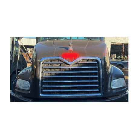 Mack CXU633 Hood Used