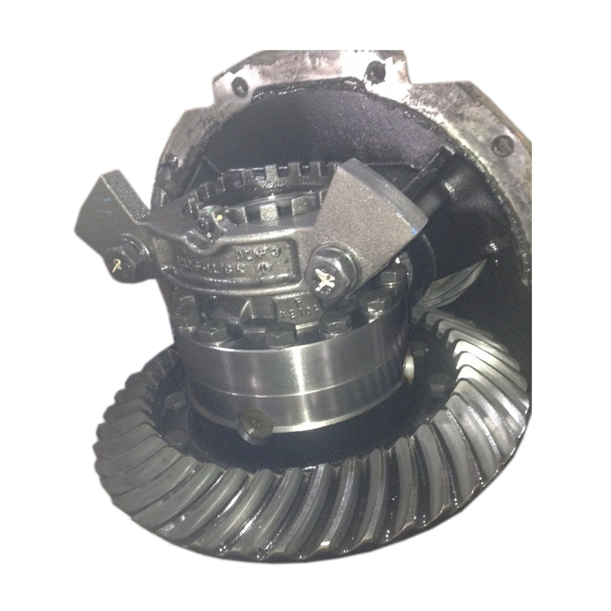 Mack CXU633 Rockwell RS-23-160 Rear Differential Ratio 2.5 Used