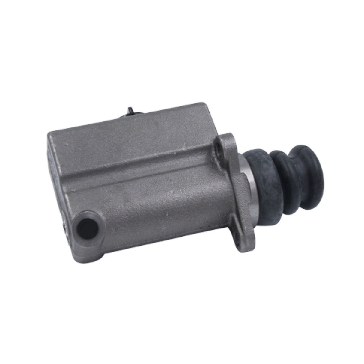 MASTER CYLINDER