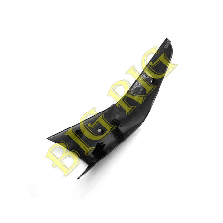 18- FR CASCADIA Driver Side. DOOR MIRROR ARM COVER